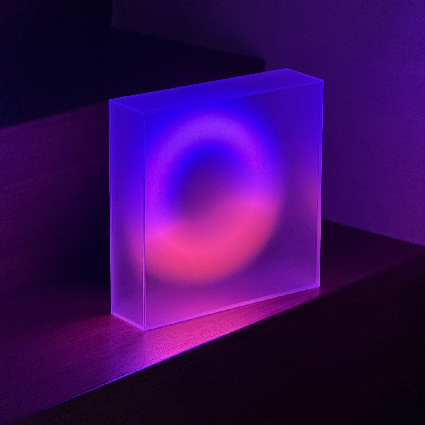 Moonside Halo Lamp