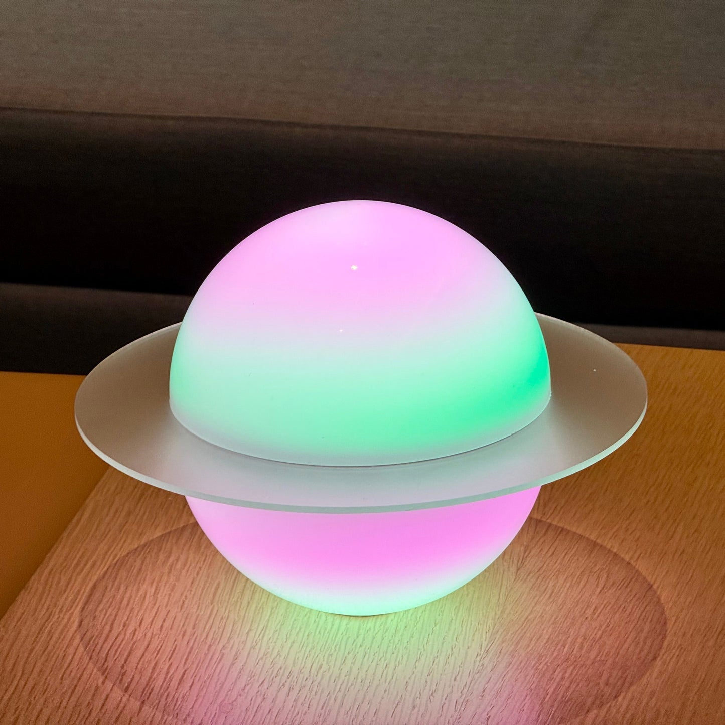 Moonside Neon Planet Lamp